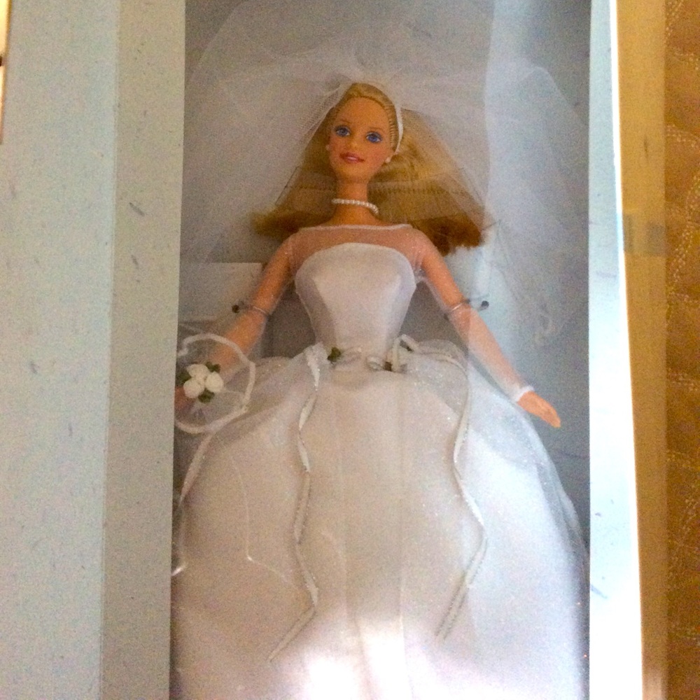 💍NIB 1999 Blushing Bride Barbie💍